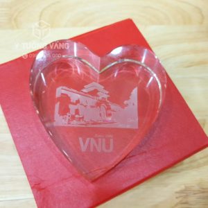 kỷ niệm chương pha lê ở Vĩnh Phúc