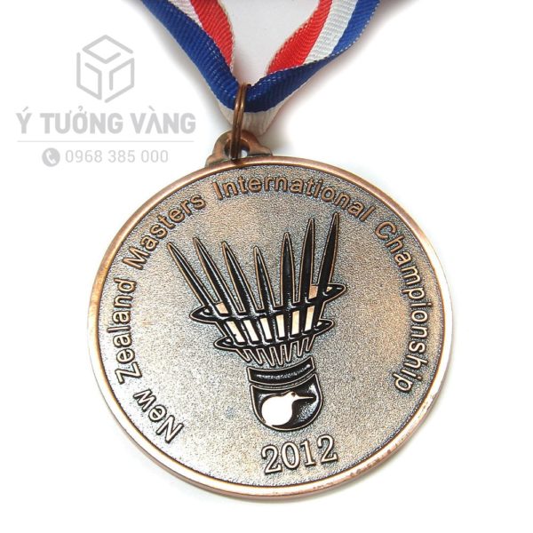 Huy chương cầu lông mạ bạc giá 50k